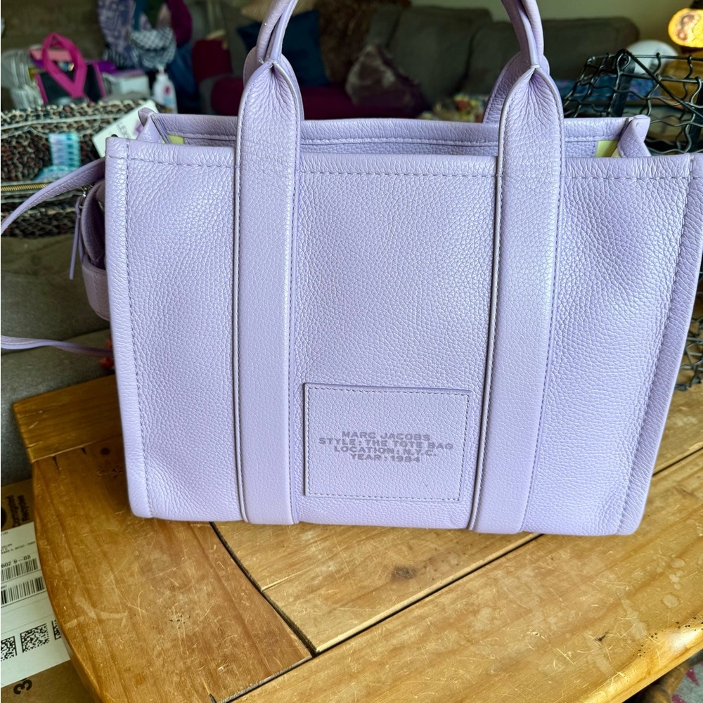Marc Jacobs Medium Purple/Lavender Leather Tote Bag - Picture 7 of 16